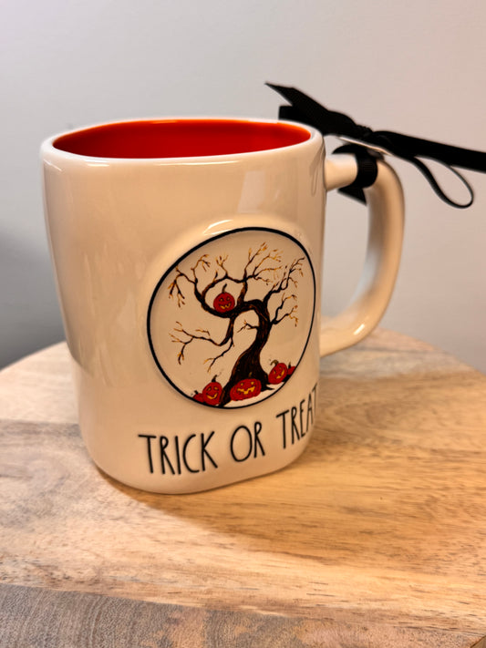 New Rae Dunn Trick Or Treat Mug