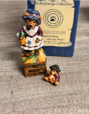 Boyds Bear 1999 Gather Together Trinket Box with Mini Figurine C53097