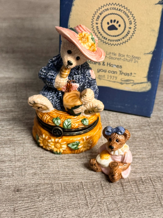 Boyds Bear 1999 Sunshine with Flowers Trinket Box with Mini Figurine C53052