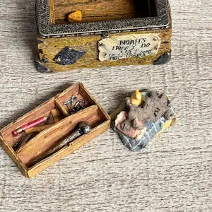 Boyds Bear Noah's Toolbox Trinket Box with Mini Figurines 2434