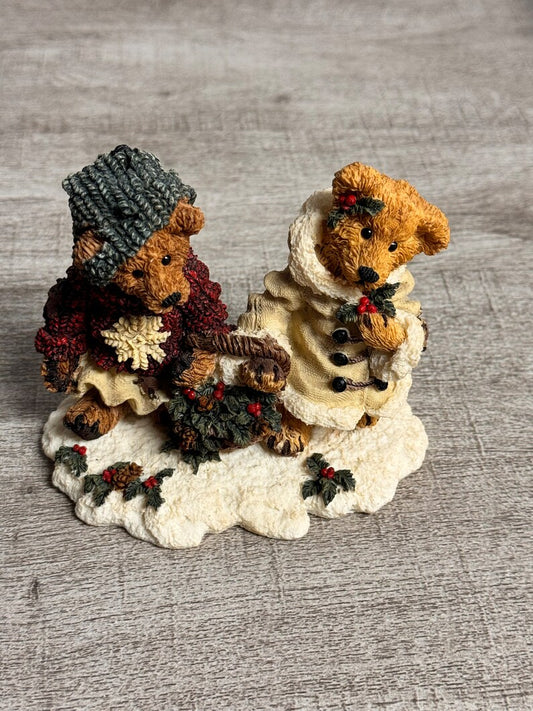 Boyds Bear 1994 Edmund & Bailey...Gathering Holly 2240