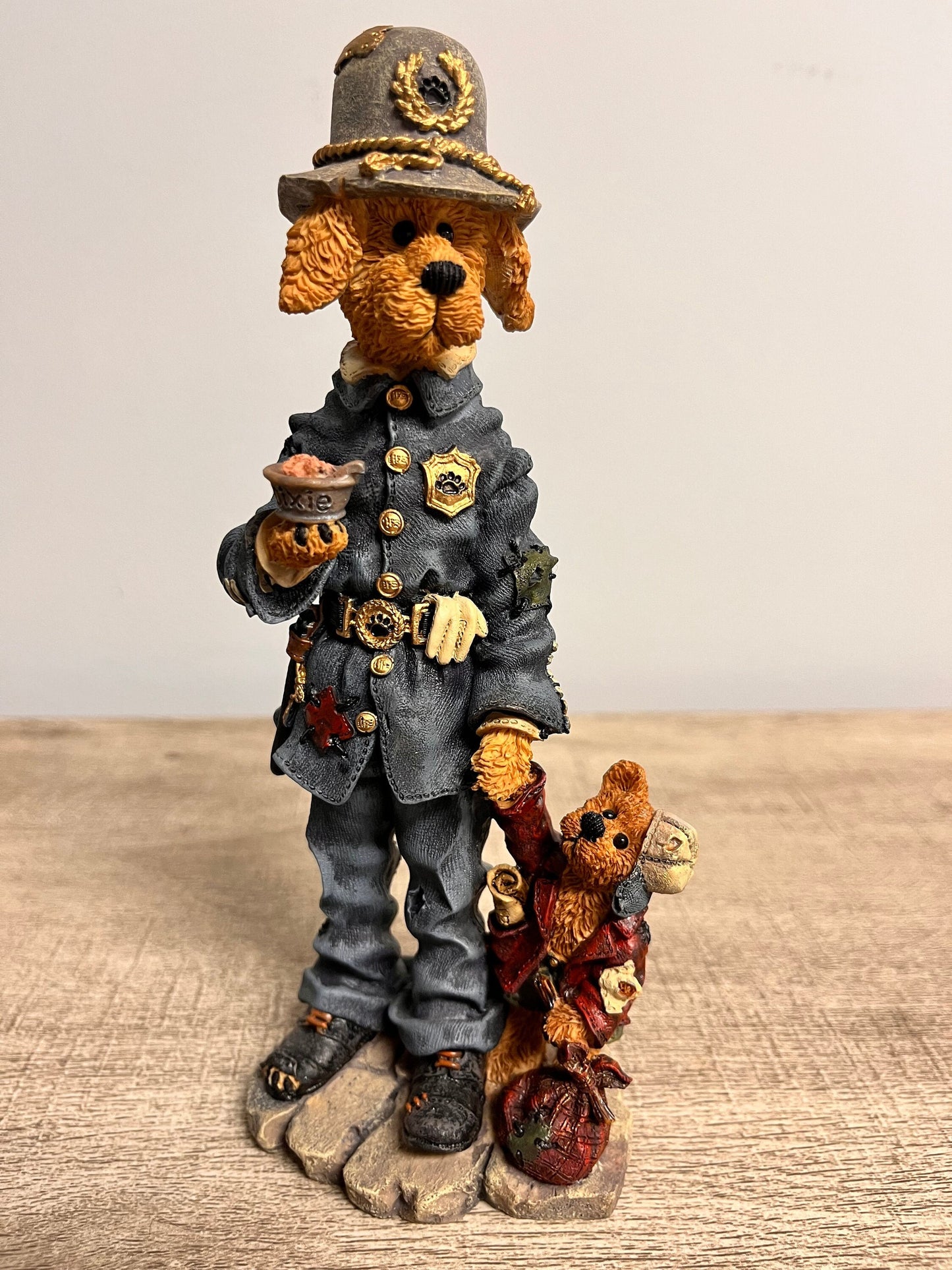 Boyds Bear The Folkstone Collection 1E Sgt. Rex & Matt...the Runaway 2874