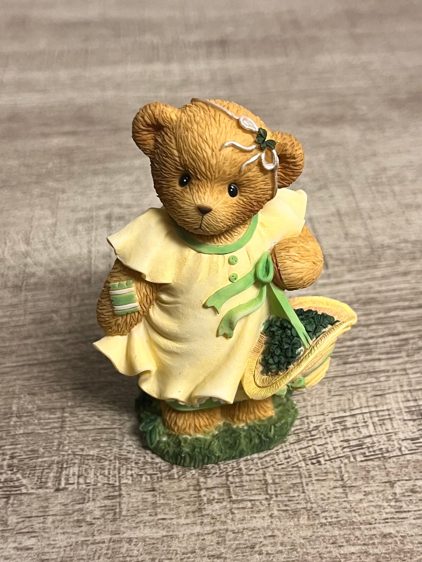 Cherished Teddies by Enesco 2004 Wishing You A Lifetime of Shamrocks 0000812