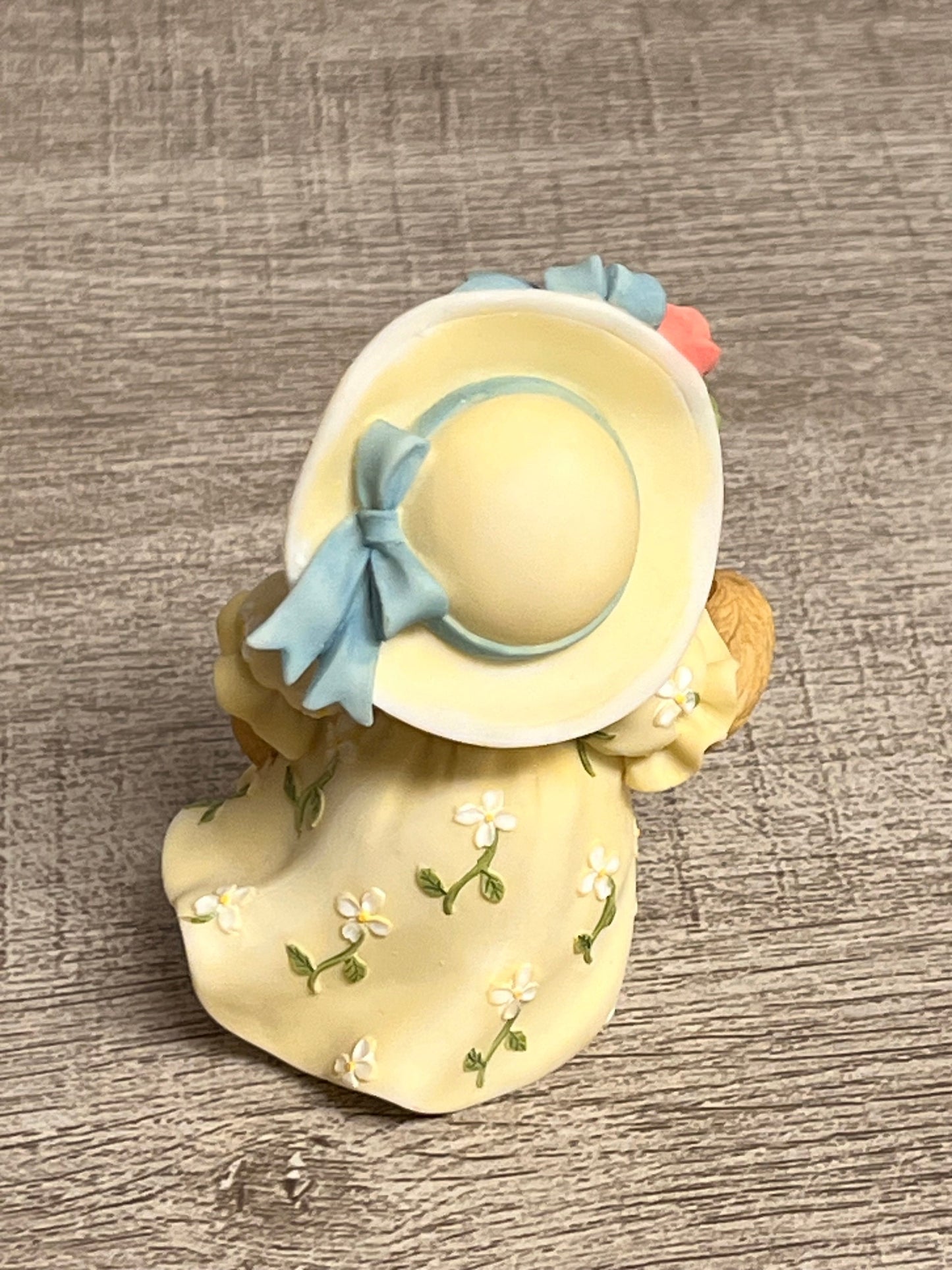 Cherished Teddies by Enesco 2004 Club Exclusive A Cherished Friend 117299