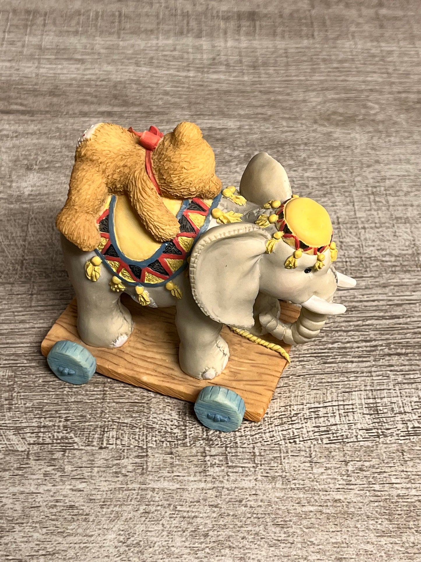 Cherished Teddies by Enesco 1995 Elephant Trunk Full Of Bear Hugs 103977