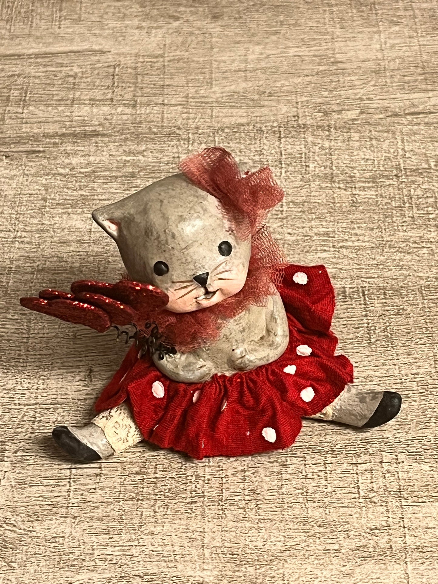 New Bethany Lowe Designs Inc. Valentine Calico Kitty  3.25" X 4.25" X 3"