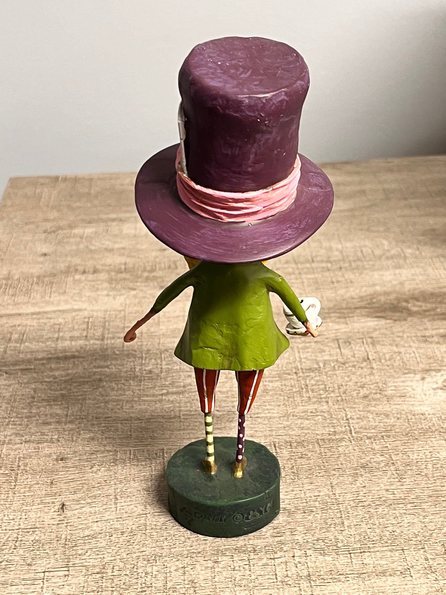 New Lori Mitchell Design - Mad Hatter - 7.5" 11128