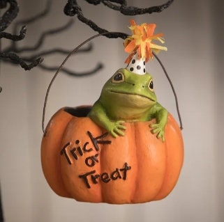 New Bethany Lowe Designs Inc. Party Frog in Pumpkin Ornament 4" x 4" x 4.5"