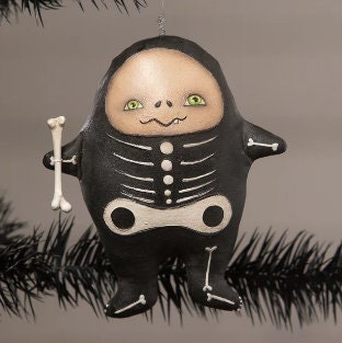 New Bethany Lowe Designs Inc. Stanley Skeleton Ornament 4.75" X 3.75" X 1.75"