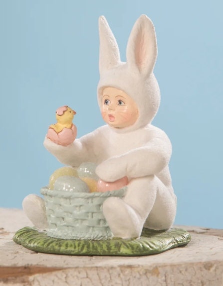 New Bethany Lowe Designs Inc. Easter Surprise Boy 4.25" X 2.25" X 3.5"