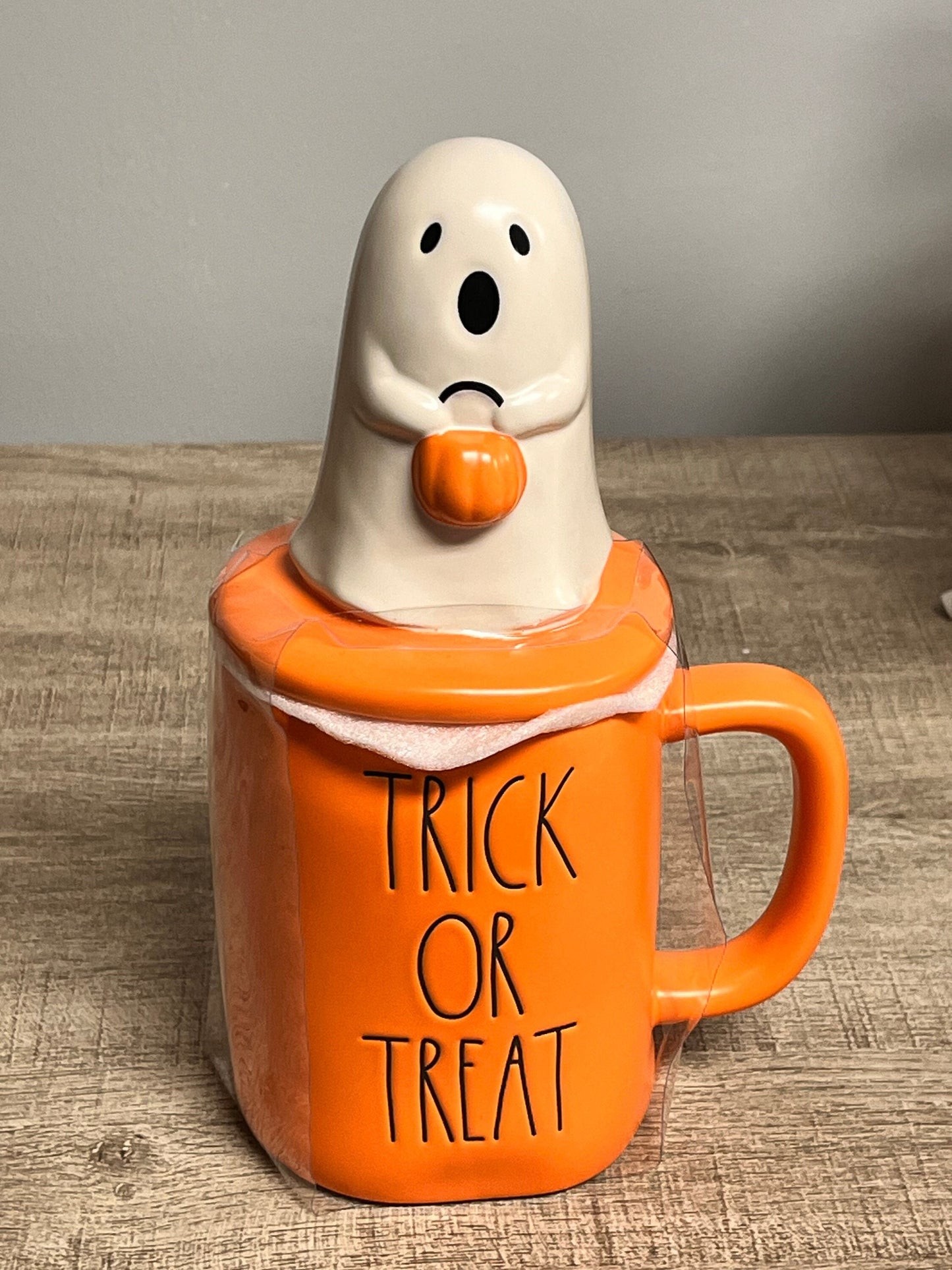 New Rae Dunn Ghost Trick Or Treat Mug with Lid