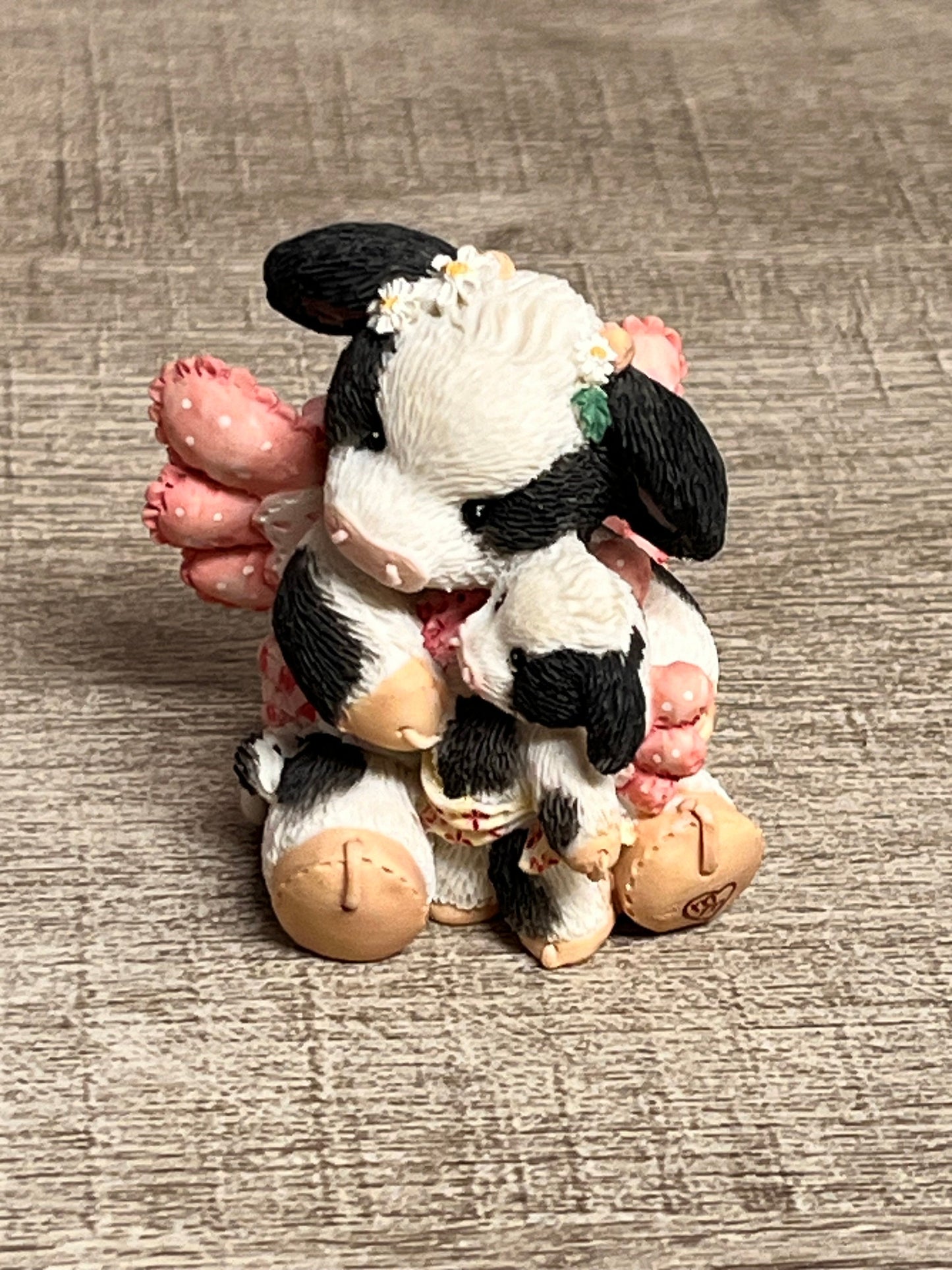 Mary's Moo Moos by Enesco 1995 Holstein You Close, Mom with Baby Cupid 159395