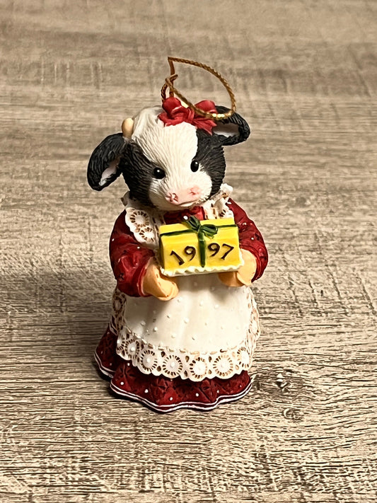 Mary Moo Moos by Enesco It's Butter To Give Than To Receive Dated 1997 Hanging Ornament 274453